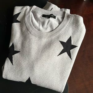 Star crewneck sweater!